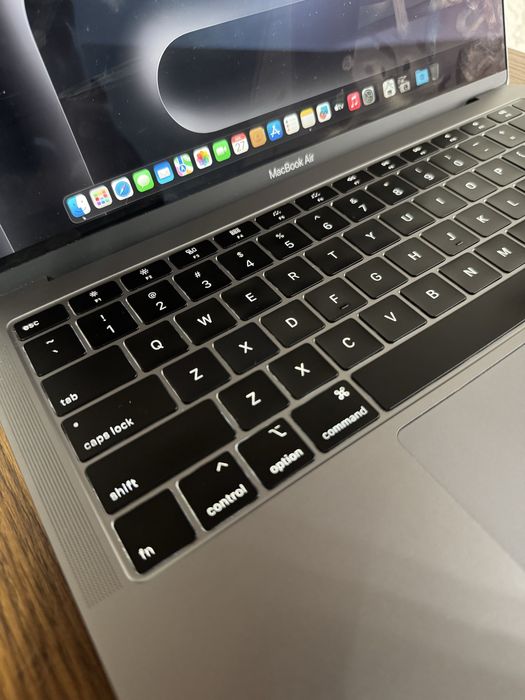 macbook i5 2018