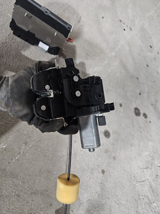 Брава багажник за Мерцедес S клас w221