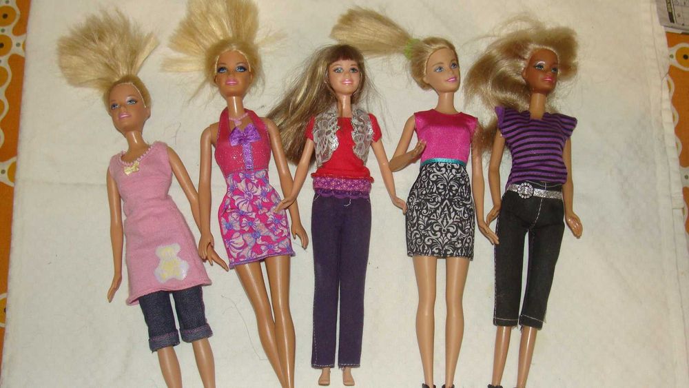 Монстер хай,уингс,братц, Барби