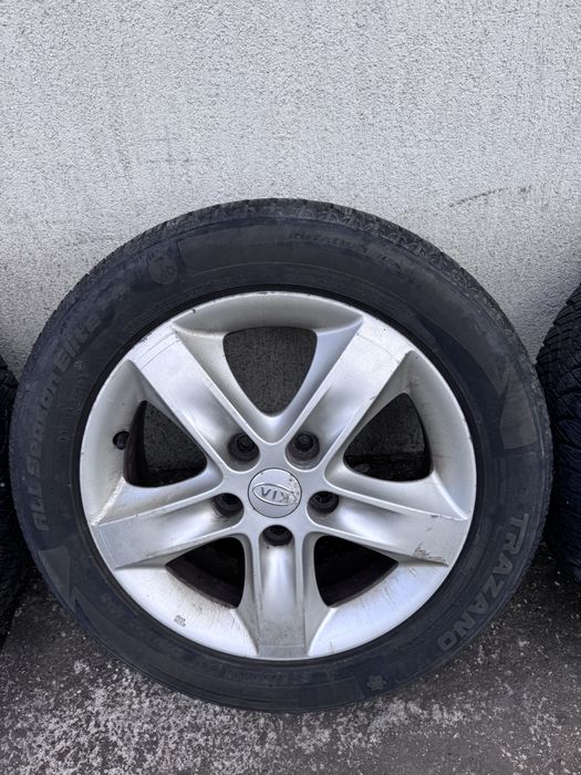 Set jante aliaj roti complete R16 cu anvelope all season 205 55 R16 Kia Ceed Hyundai i30 5X114,3