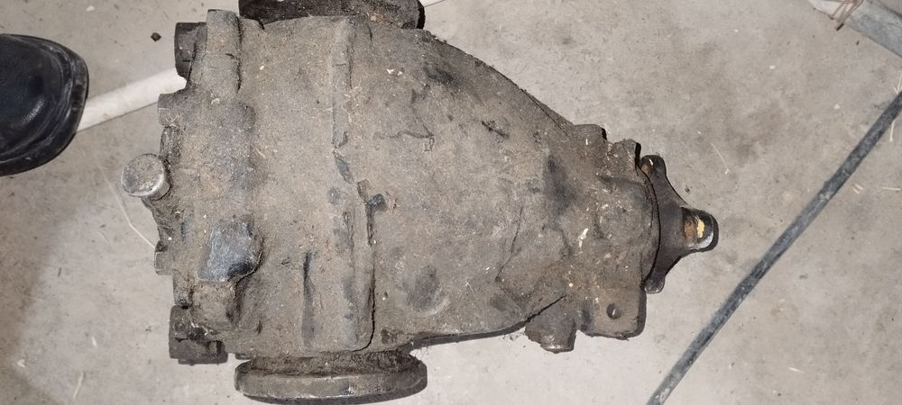 Редуктор мерседес 3.27