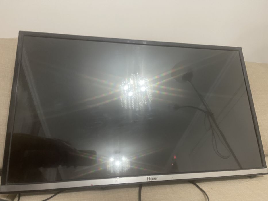 Икеа диван угловой,телевизор в подарок