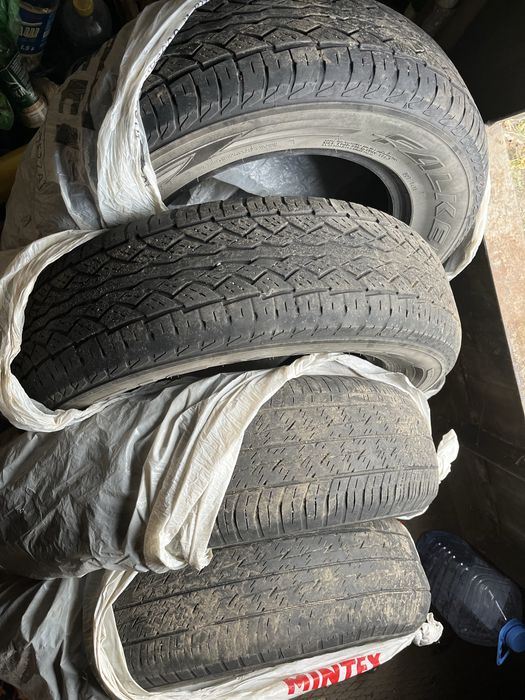 Резина 215/70/16