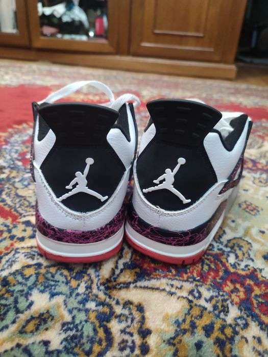 Nike Jordan 4 черно белый