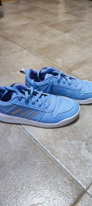 Маратонки Adidas