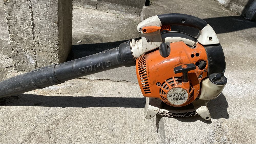STIHL  BG86  Духалка за листа бензинова
