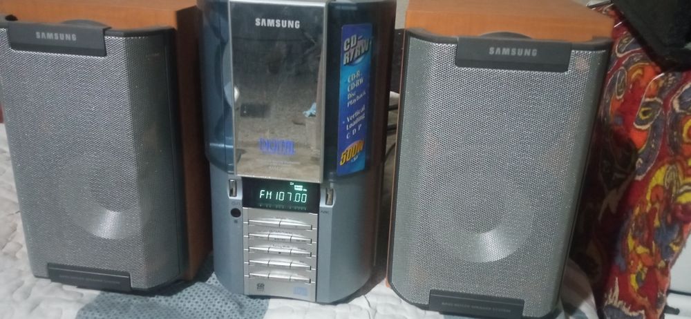 Продам музыкальный центр