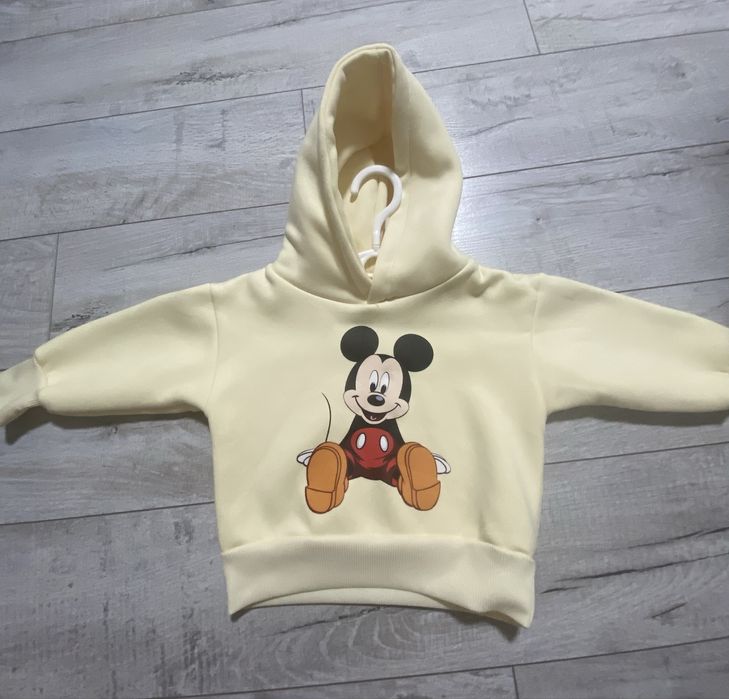 Продам детские вещи