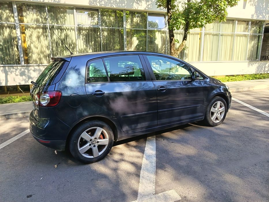 Vand sau schimb Vw golf plus!!!