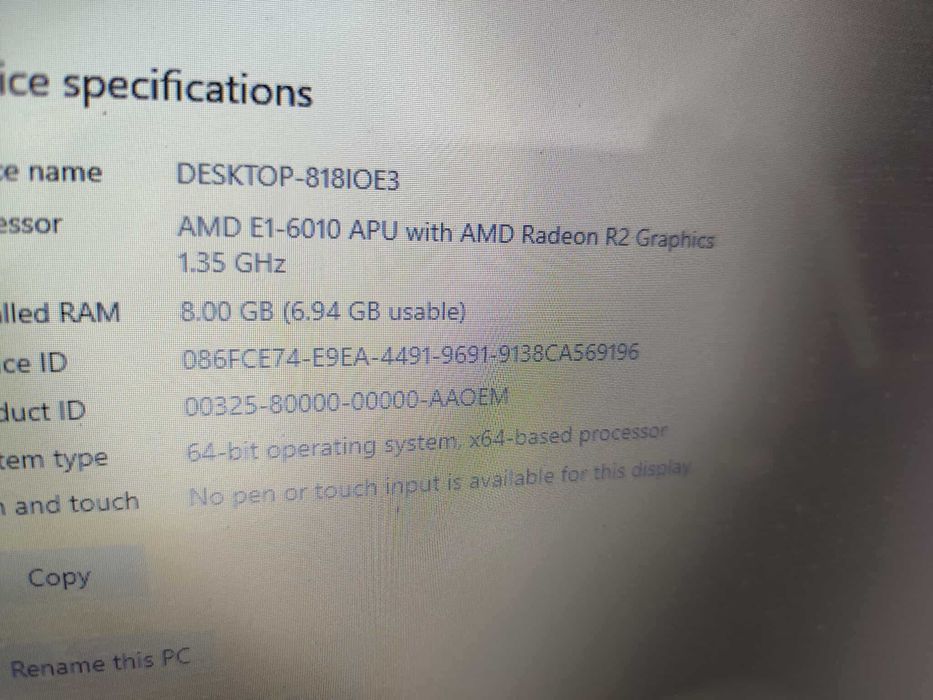 Laptop HP Pavilion 226, 17Inch, Amd, 8Gb Ram, ssd nou, baterie noua!