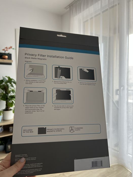 Privacy filter Gearlab, black matte magnetic