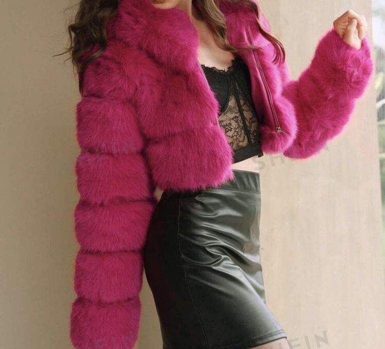 Geaca de blana noua nepurtata