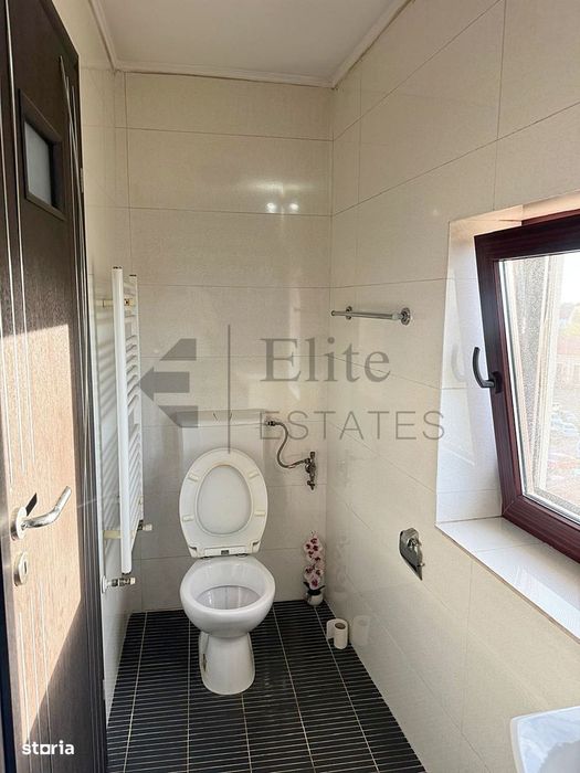 Apartament de inchiriat tip penthouse cu 2 camere Central
