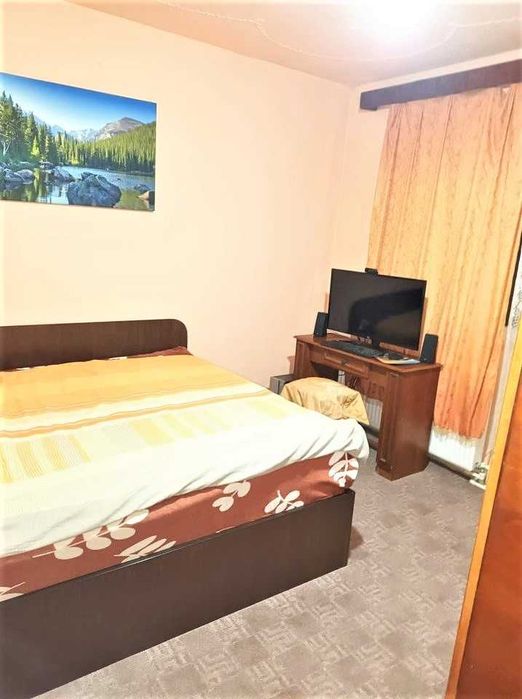 Apartament cu 3 camere zona stadion