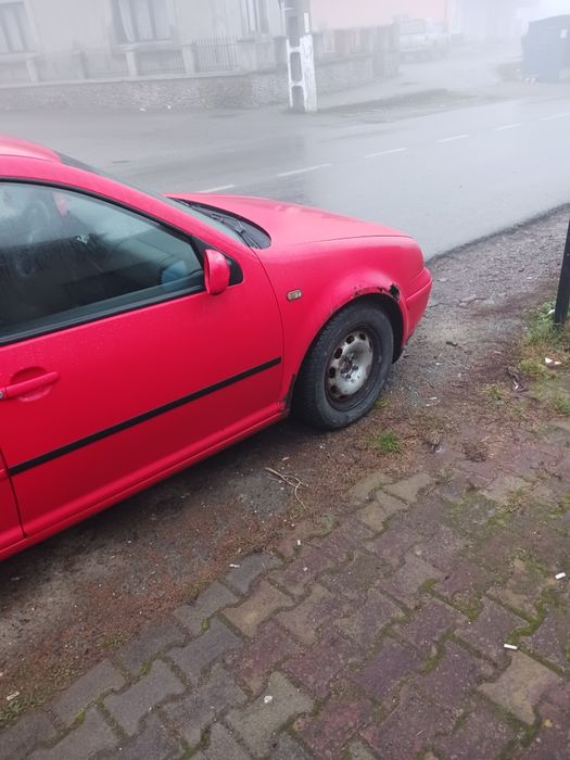 Vând golf 4 19 tdi