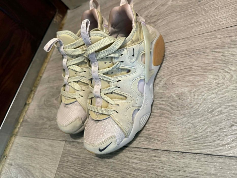 Дамски маратонки NIKE