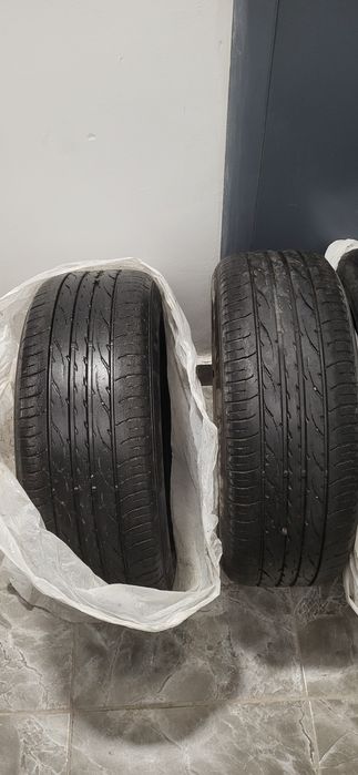 Продаю б/у шины для авто
