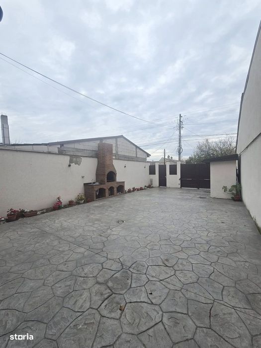 De Vanzare Casa zona Chercea
