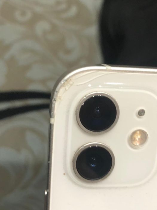 айфон 12 в белос цвете