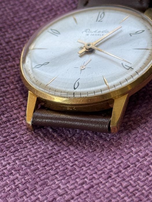 Ceas Raketa anii 1970  placat cu aur