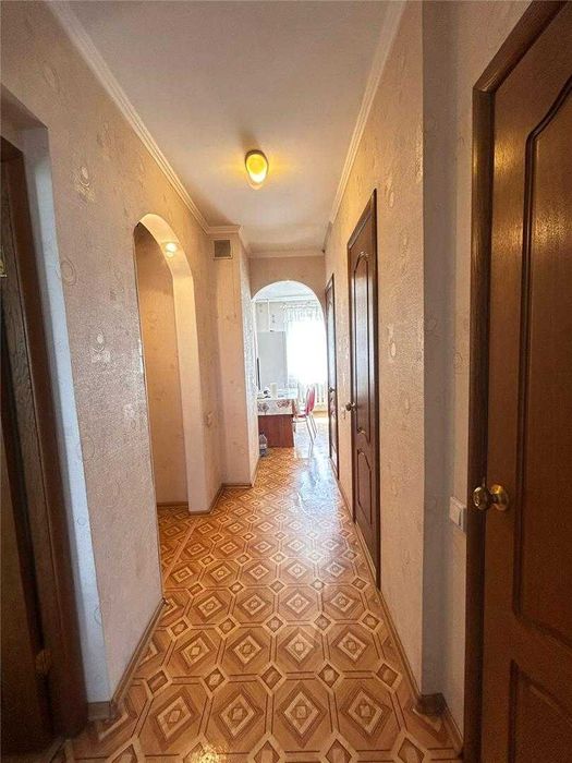 *Продается 3- х комн, район Юго -восток