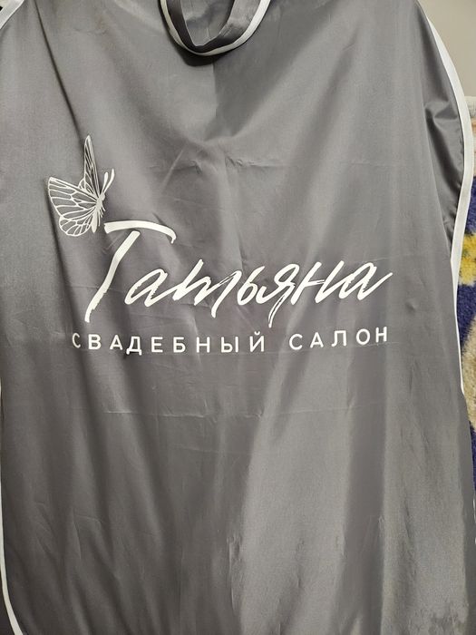 Продается  шикарное свадебное платье