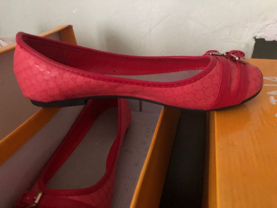 Нови дамски балерини