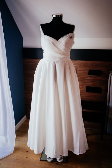 Închiriez manechine pt rochie mireasa/ costum mire