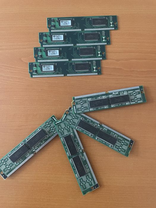 Retro memorii edo 16mb 72 pini