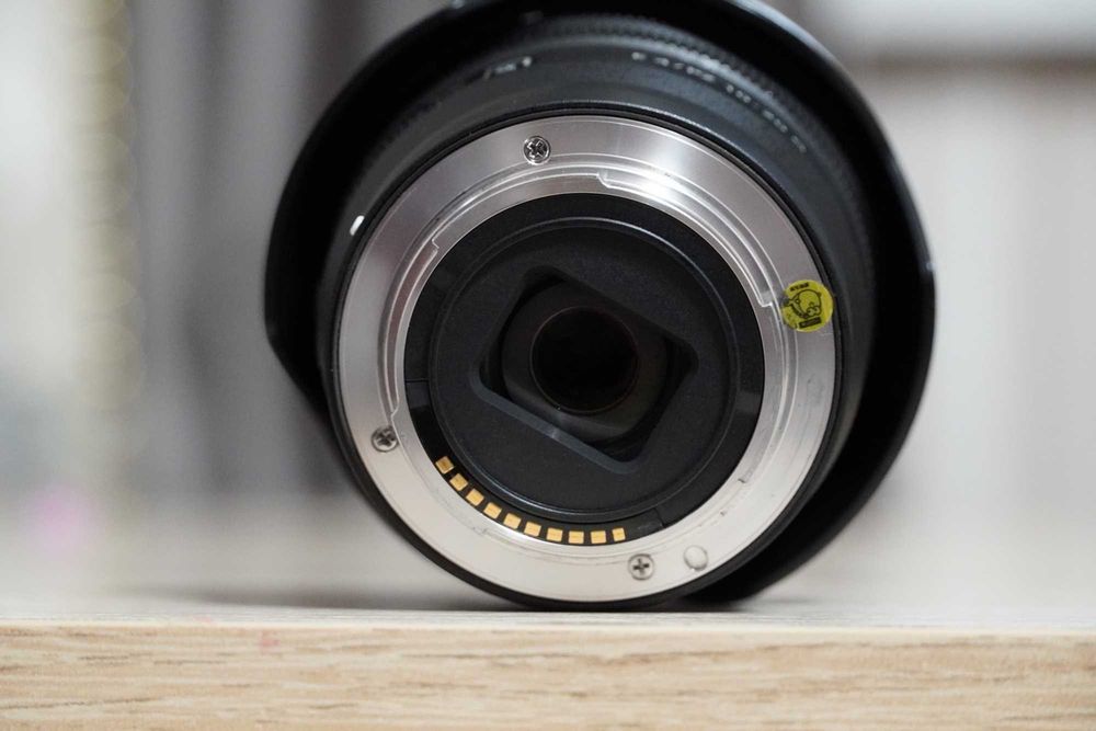 Объектив Sony E 10-20Pz