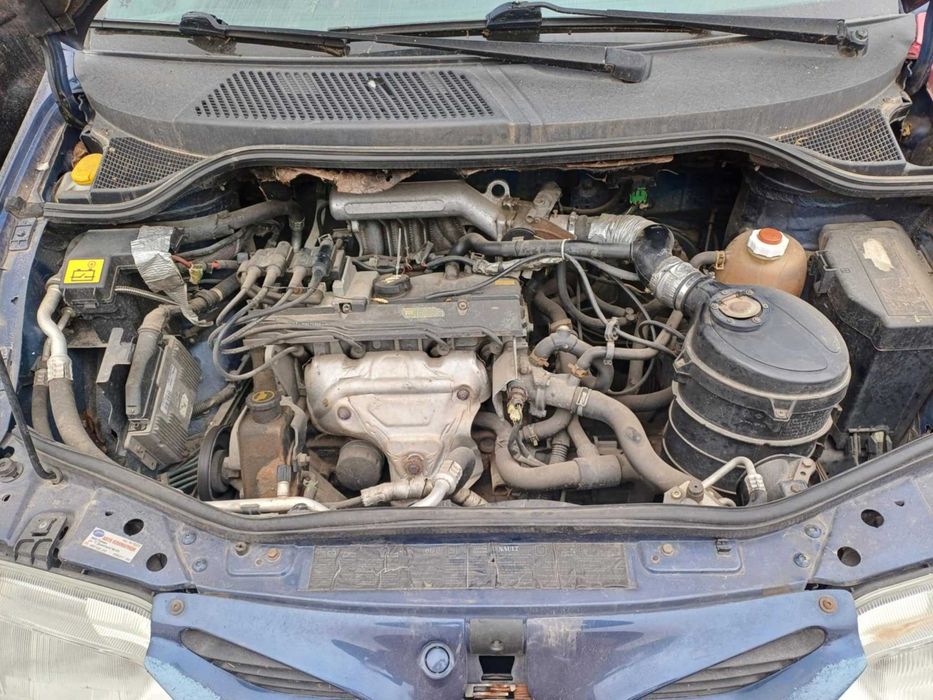 Рено Сценик 1.6 Бензин на части