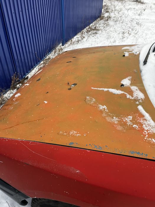 Продам мазду 323