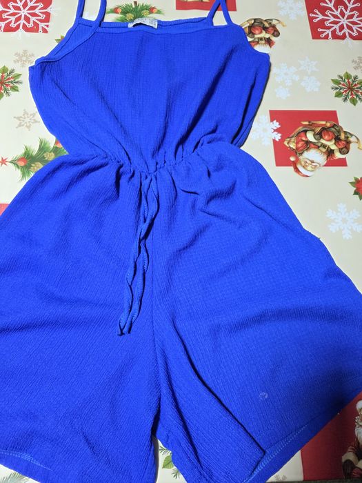 Salopetă ,damă fustă si rochiță Lot 50 lei