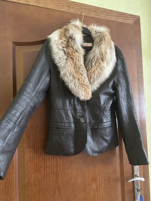 Дамско яке от естествена кожа