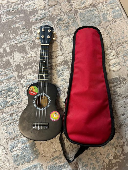 Продам укулеле в хорошем состоянии