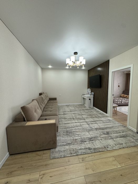 Продам ковер в гостиную