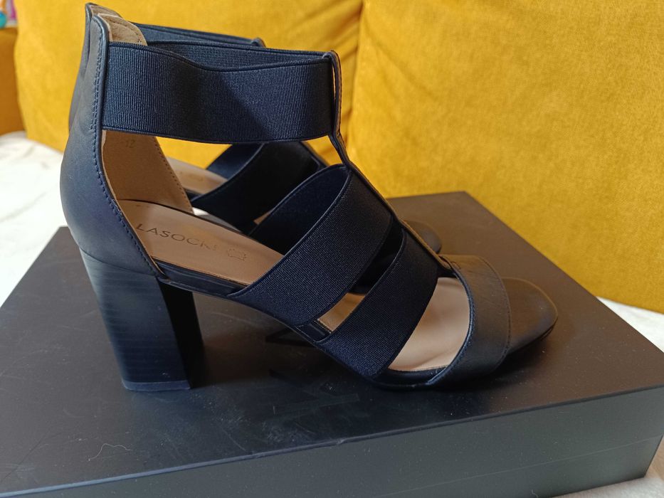 Дамски обувки / сандали