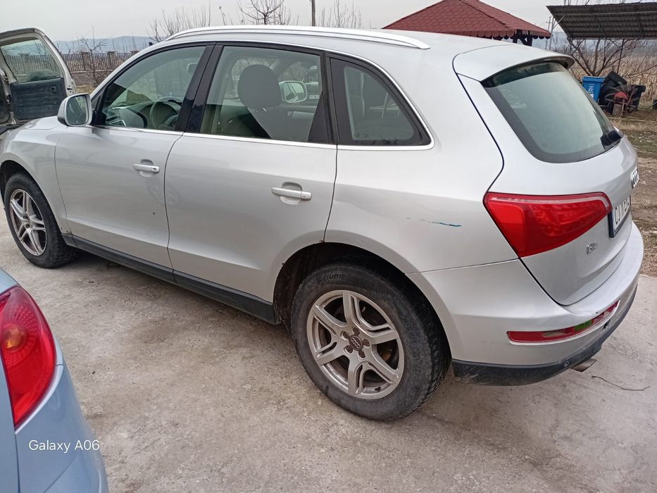 Vând AUDI Q5 din 2009
