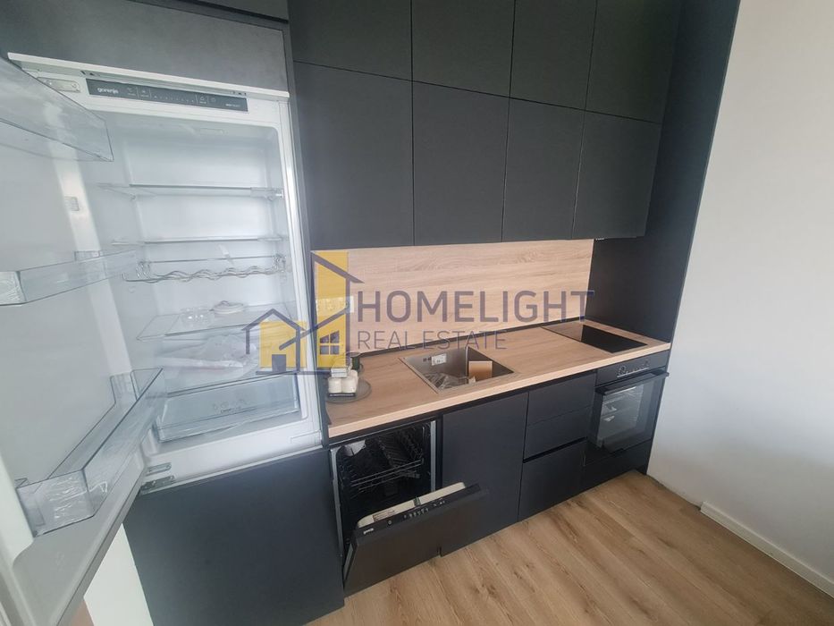 Продава се Двустаен апартамент в София, Кръстова вада - 81 кв.м за 2531 €/кв.м - Снимка #3