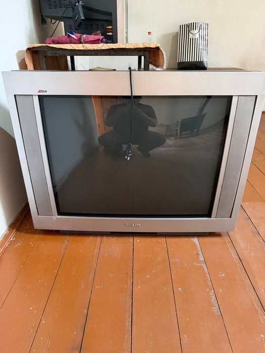 Televizorlar  sotiladi hammasi ishledi