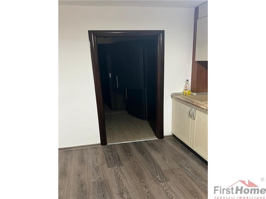 Spatiu birouri,cabinete,intrare stadala,zona Pompieri,76 mp utili