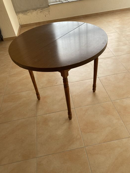 Кухненска маса