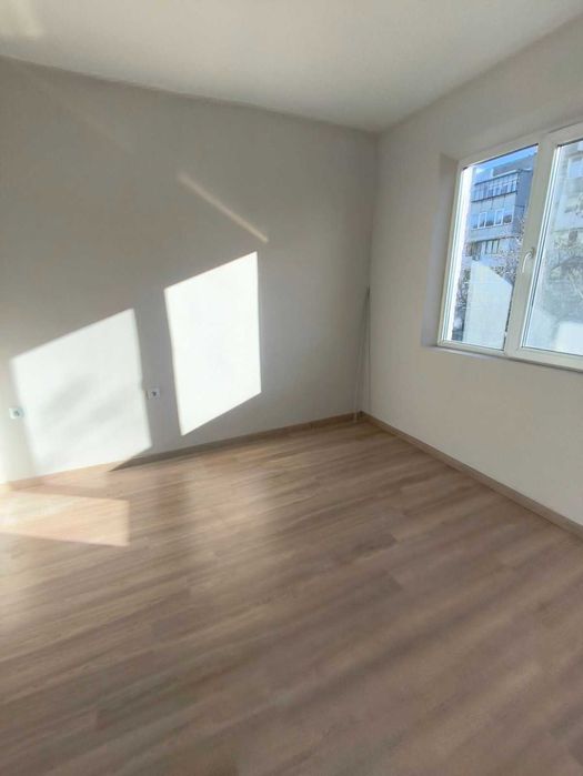 Двустаен южен свободен апартамент Владиславово-Касабова