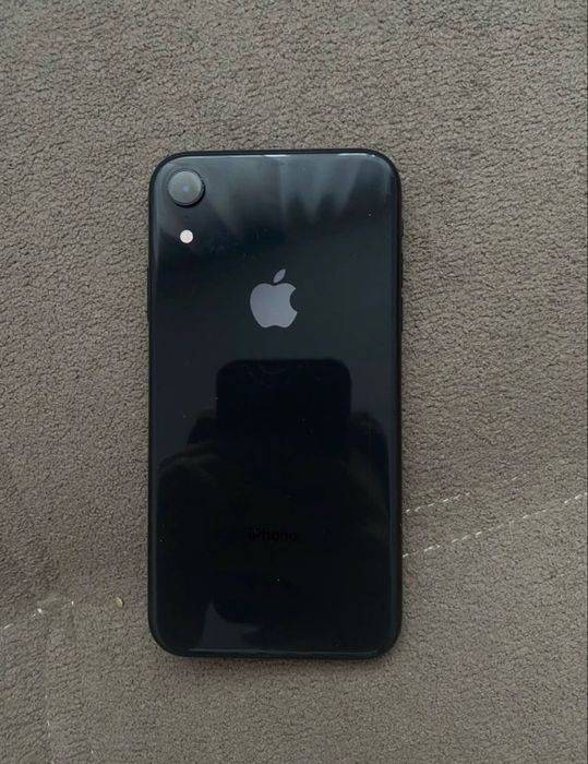 iPhone xr  60000тыс (обмен)