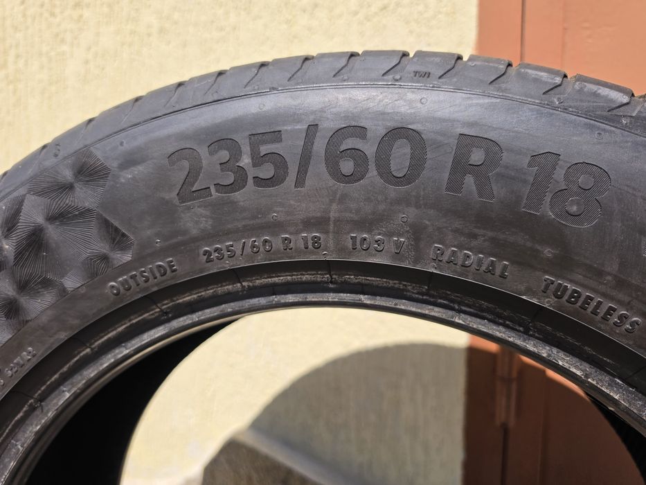 4 бр. летни гуми 235/60/18 Continental DOT 0920 5,5 mm