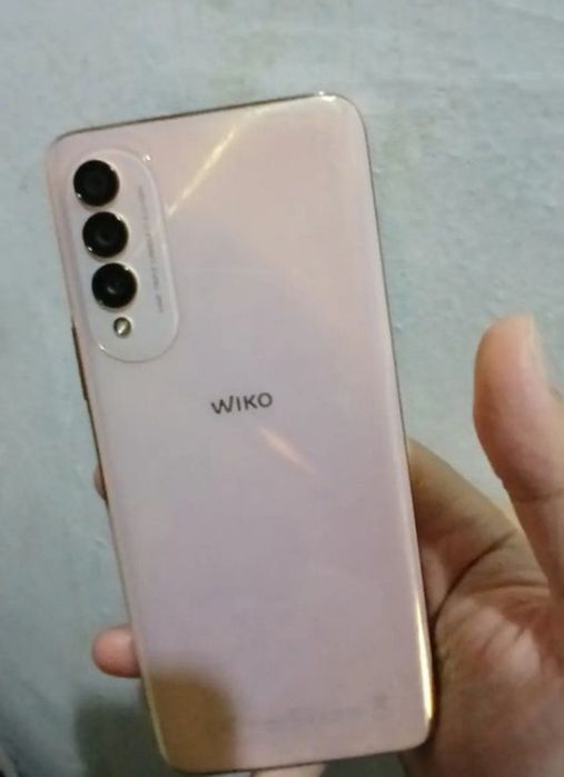 Oppo A15s. 64gb.
