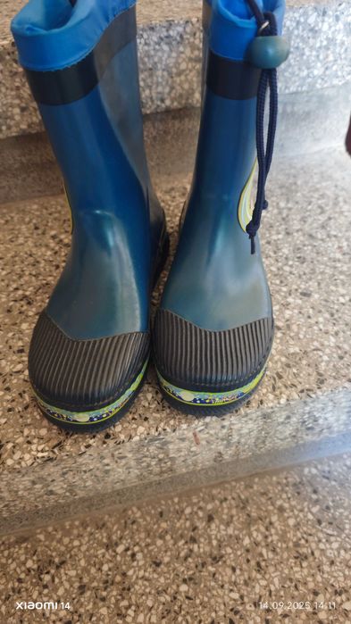 Гумени зимни ботуши!