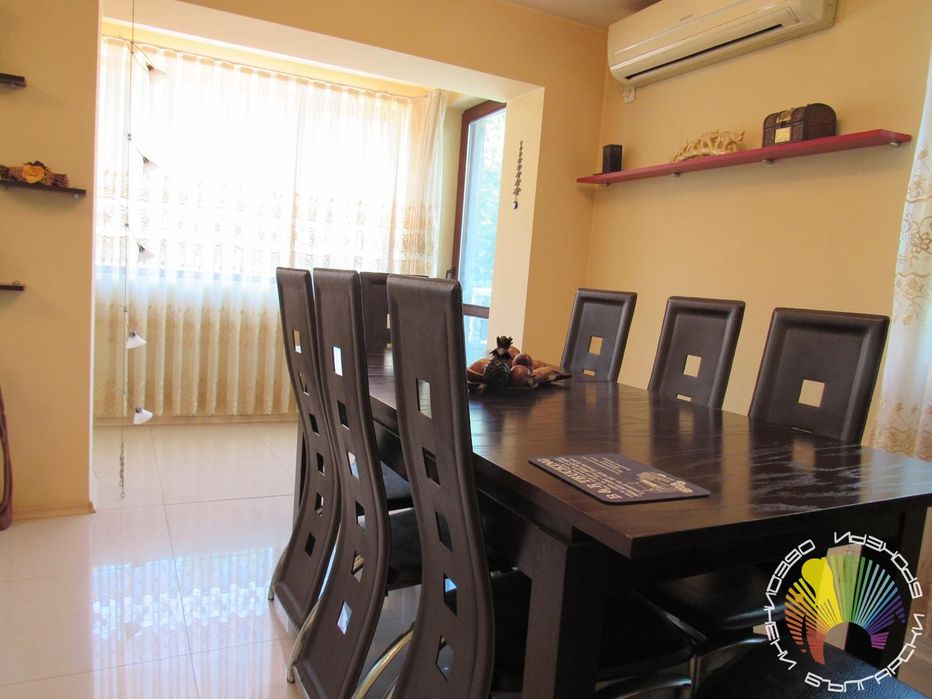 Дава се под наем Тристаен апартамент в Бургас, Лазур - 118 кв.м за 612 € - Снимка #3