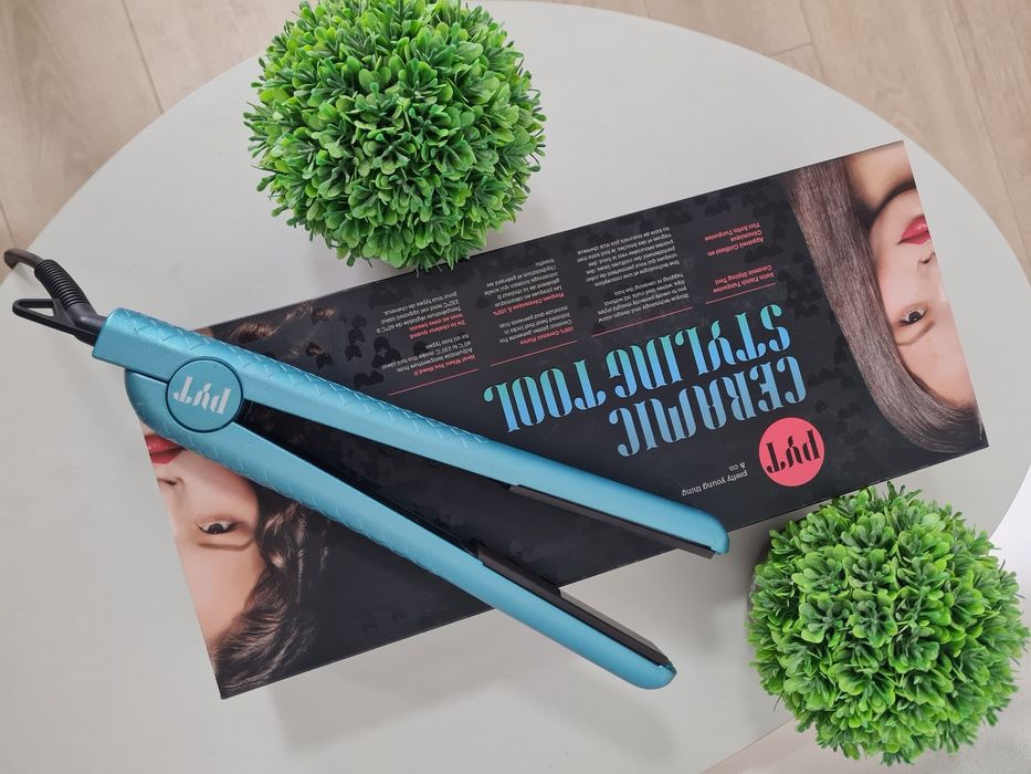 Placă de îndreptat părul PYT