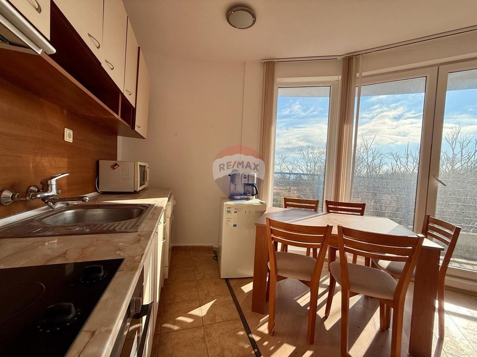 Продава се Тристаен апартамент в Балчик - 97 кв.м за 516 €/кв.м - Снимка #8